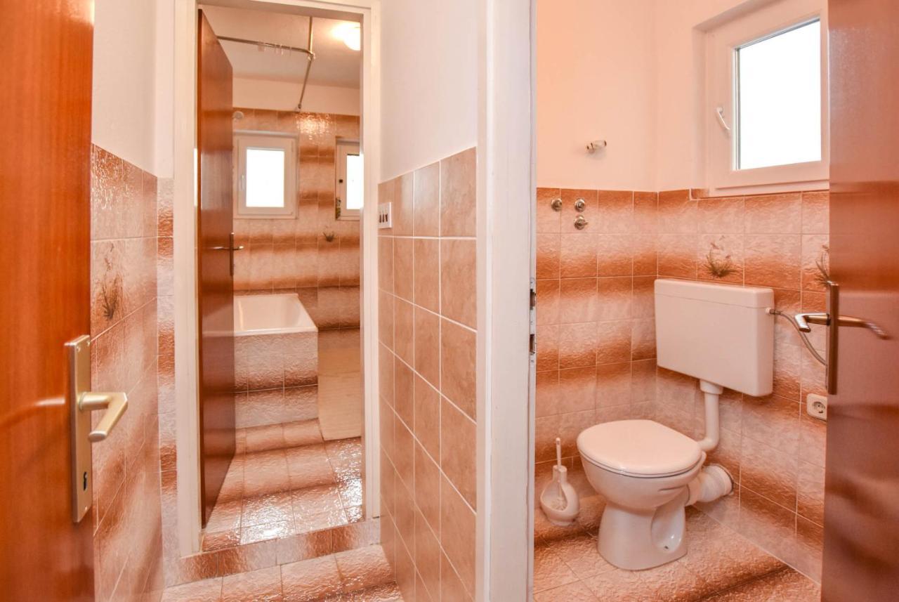Apartments Dandelion Biograd Na Moru Luaran gambar