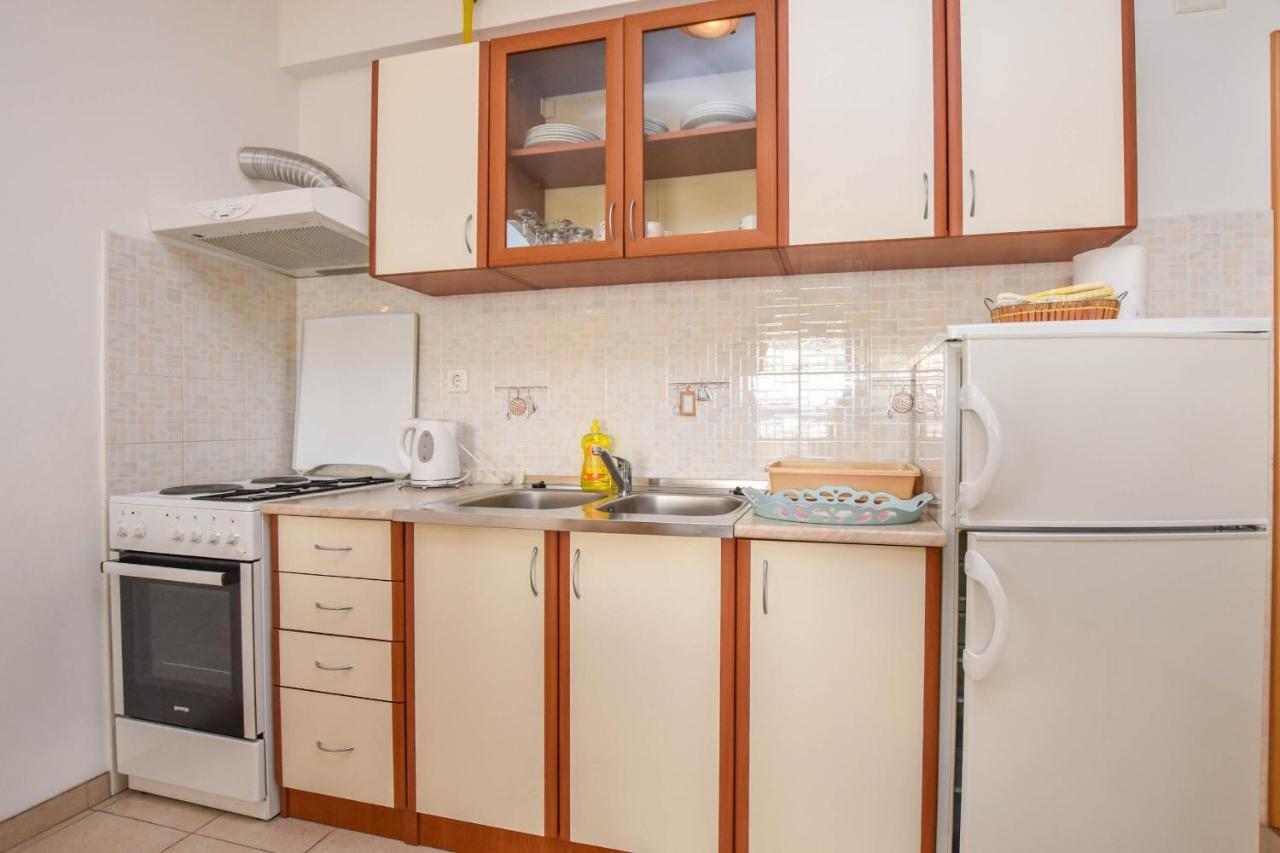 Apartments Dandelion Biograd Na Moru Luaran gambar